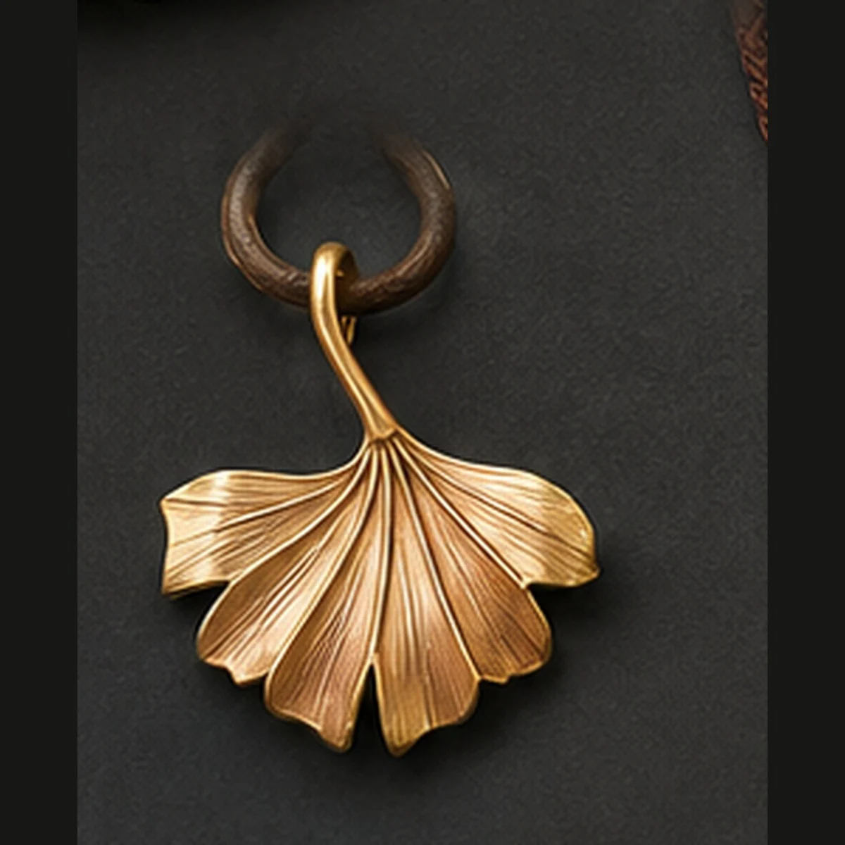 Ginkgo Leaf Pendant · HJ-AD-005