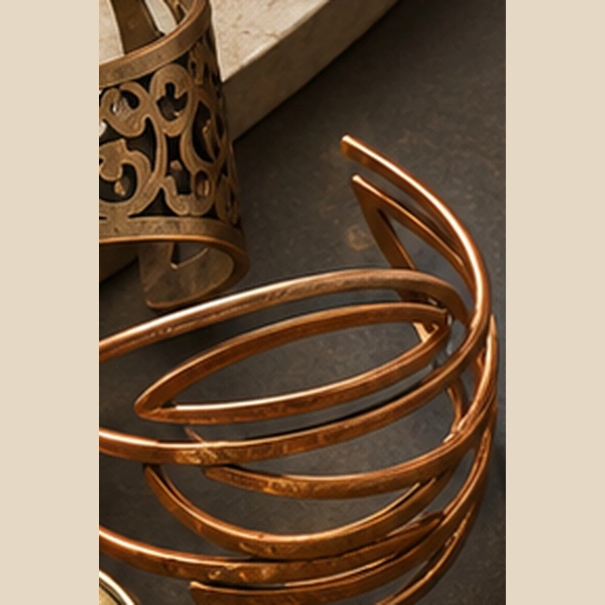 Copper Spiral Cuff · HJ-AD-019
